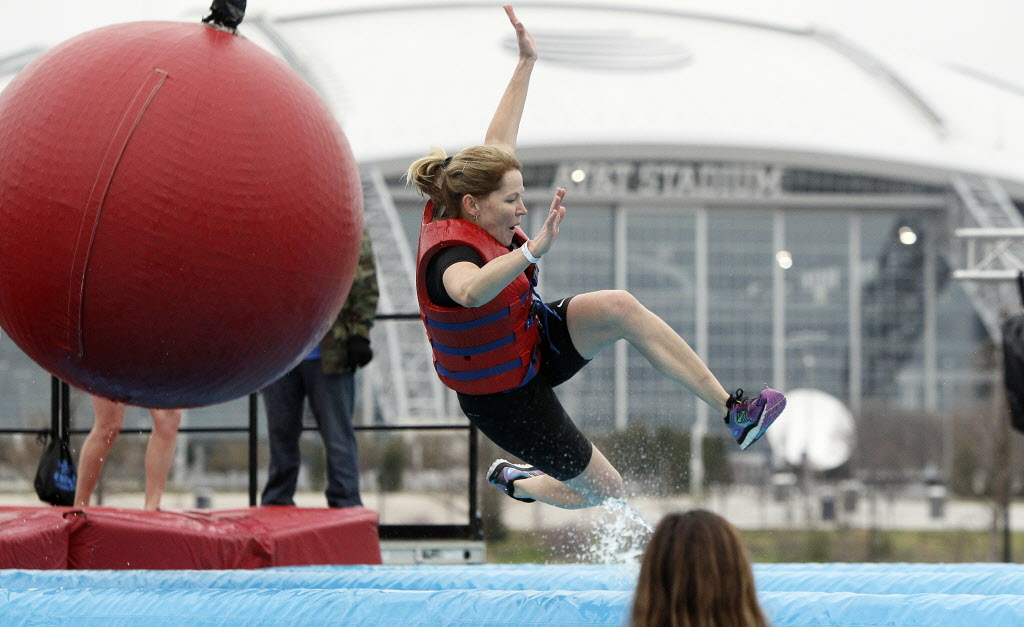 See the foamy, faceplanting fun of DFW's Wipeout Run GuideLive