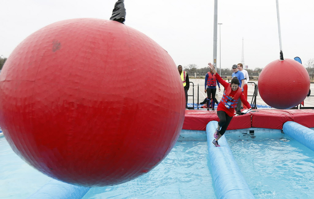 See the foamy, faceplanting fun of DFW's Wipeout Run GuideLive