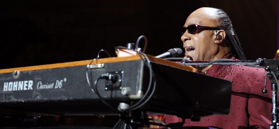 Stevie Wonder's stunning concert imitates 'Life' to the fullest | GuideLive
