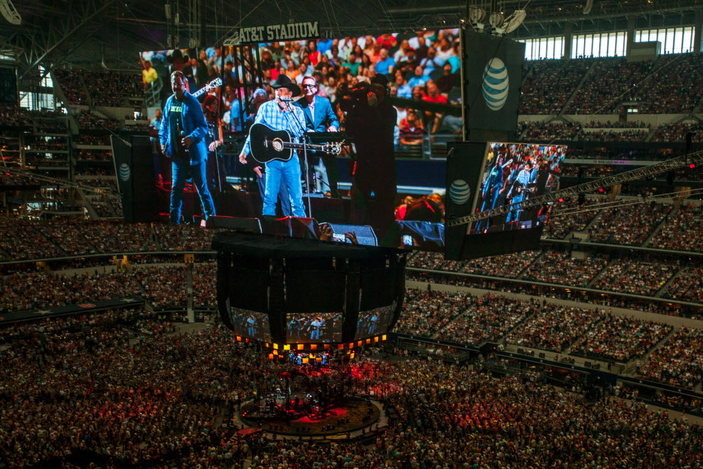 4 Huge Events That Have Been Staged At AT&T Stadium ✭ Inside The Star