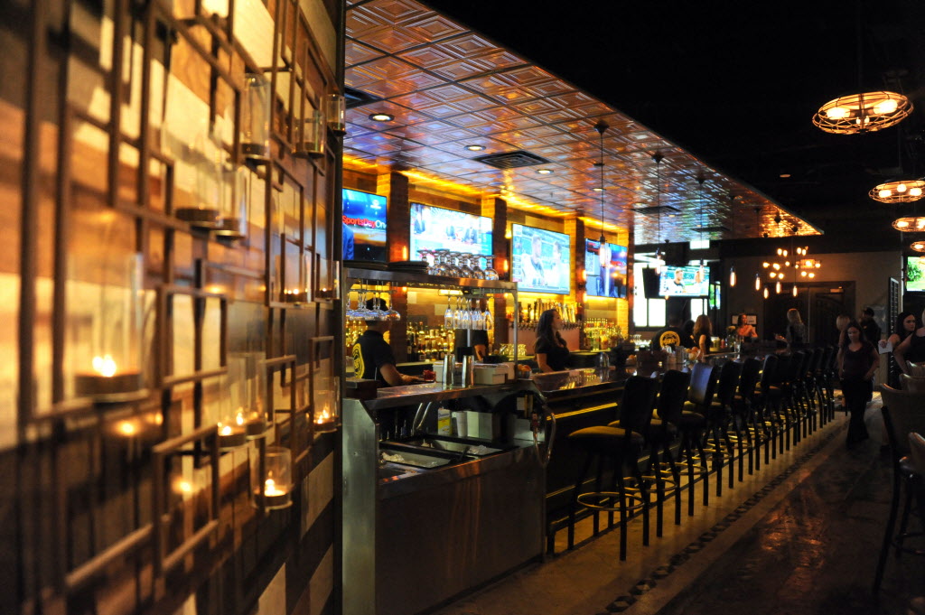 Frankie's sports bar, one of Dallas' best, left Uptown but has opened