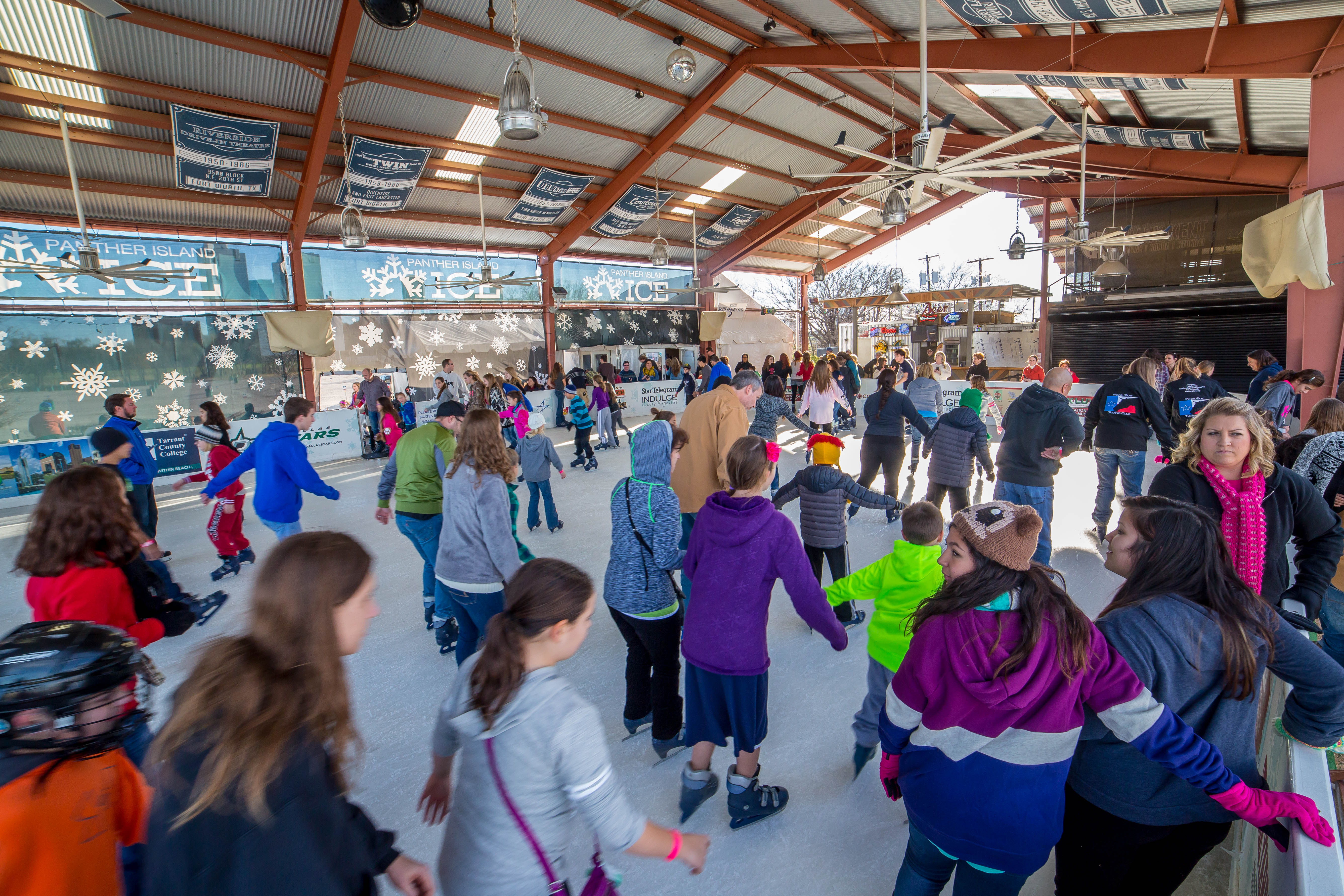 Outdoor ice rink in Fort Worth opens Nov. 20 GuideLive