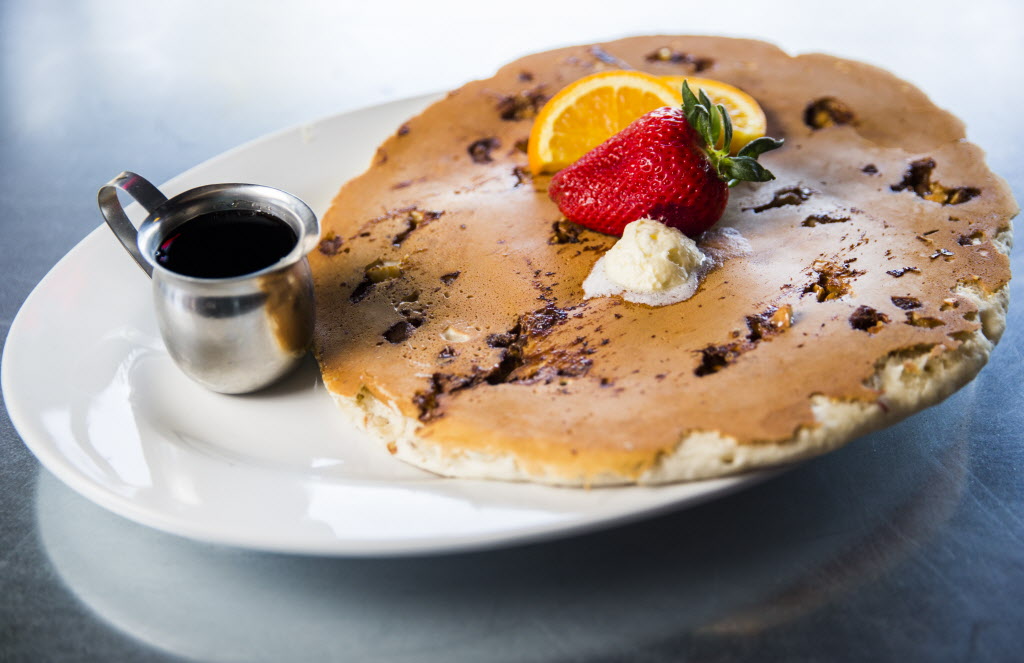 Pancakes big as hubcaps? 5 oversized items at the new Hash House in