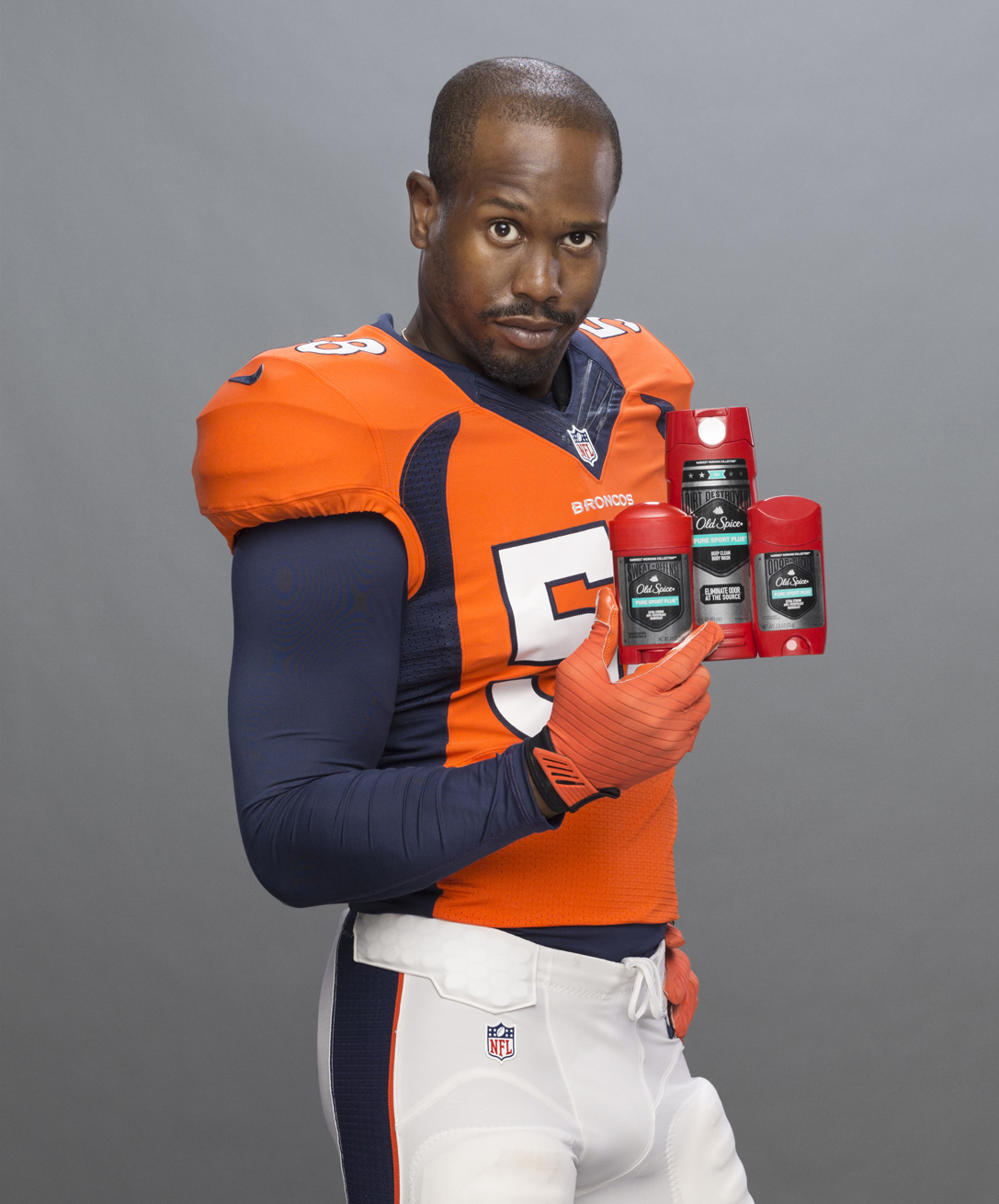 North Texas' Von Miller dances for 'Madden,' does construction for Old Spice