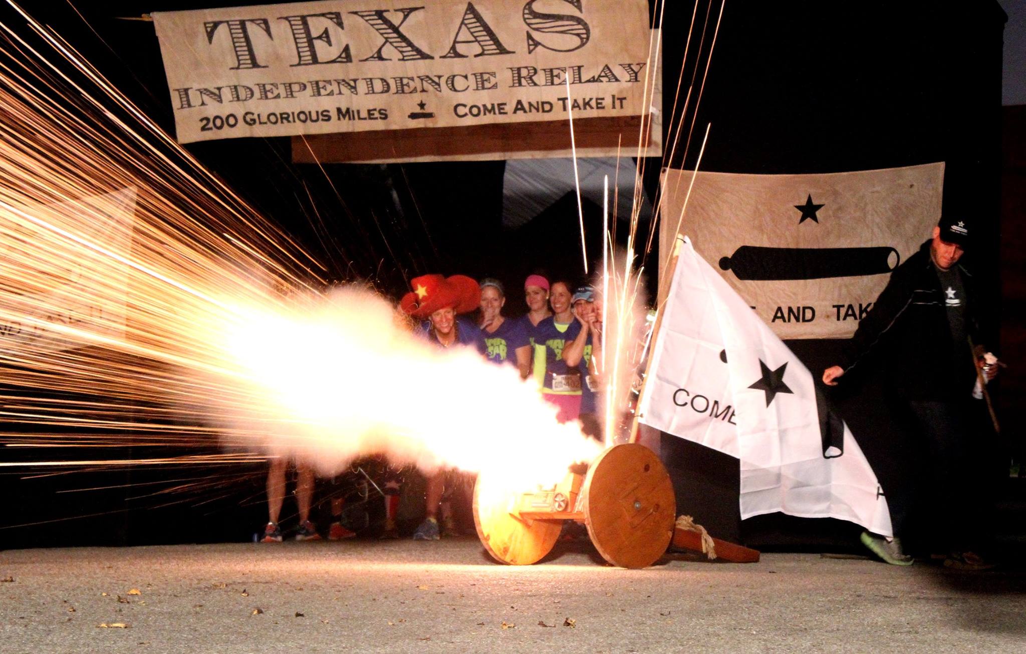 10 extremely Texan things to do, as demonstrated by the extreme runners