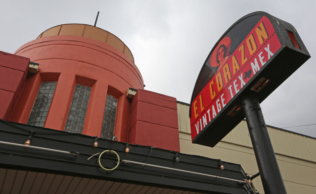 El Corazon restaurant, beloved in Oak Cliff, is closing ...