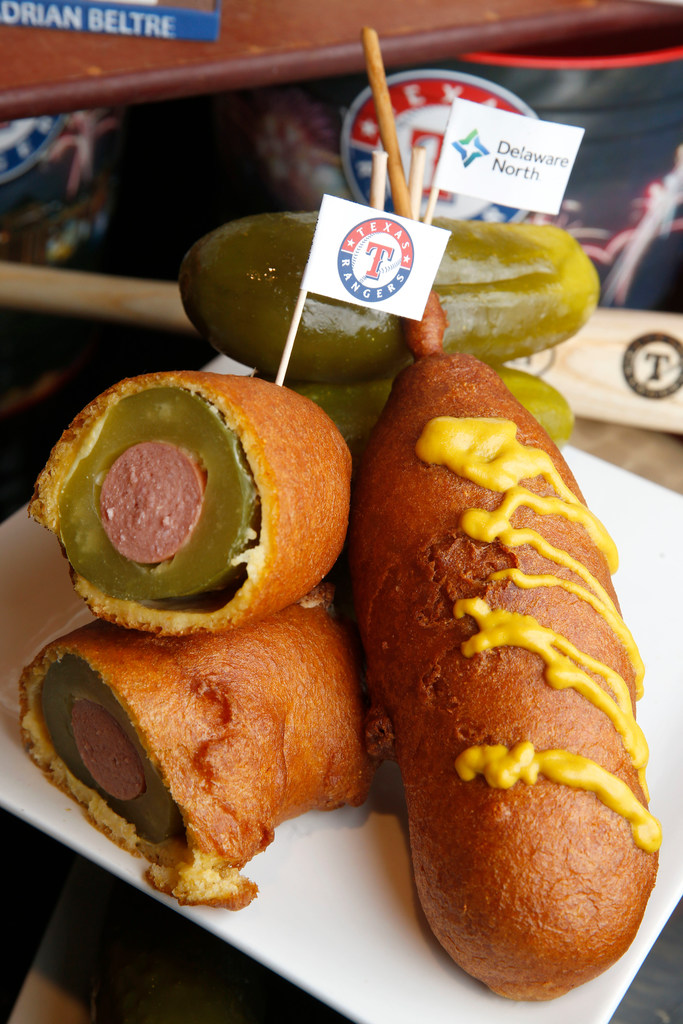 Don't miss these 2 ridiculous new foods at Texas Rangers games