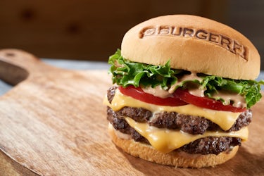 New-to-Dallas restaurant BurgerFi beefs up Mockingbird Lane | GuideLive