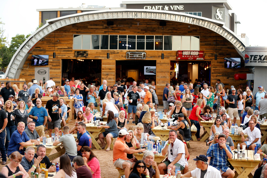 Live in Roanoke hopes to replicate what the Rustic did in