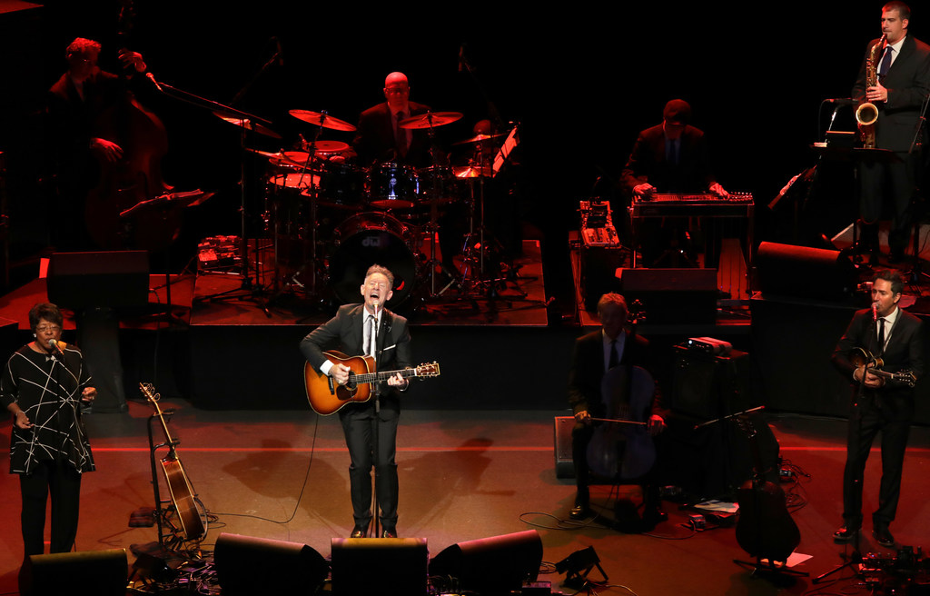 stoughton opera house lyle lovett